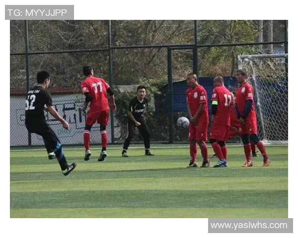 赛后分析:西安足球队与广州足球队的比赛节奏与战术对比探讨 赛后分析:西安足球队与广州足球队的比赛节奏与战术对比探讨