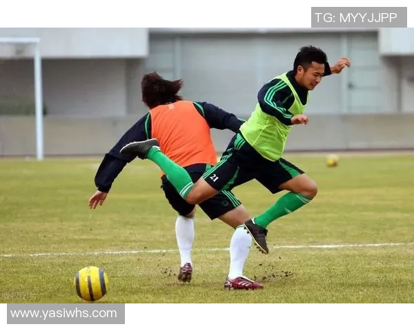 西安足球队战术引发热议球迷与专家各执己见探讨争议背后原因 西安足球队战术引发热议球迷与专家各执己见探讨争议背后原因