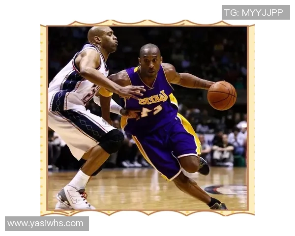 足球传奇科比与当代足球明星的巅峰对决精彩瞬间回顾 足球传奇科比与当代足球明星的巅峰对决精彩瞬间回顾